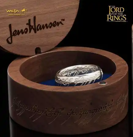 Jens Hansen sterling silver One Ring in its open walnut box